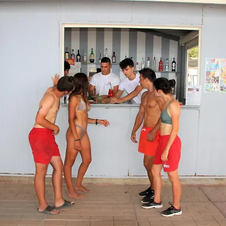 公寓式酒店 伊尔卡拉布里亚诺住宅酒店 赞布隆内