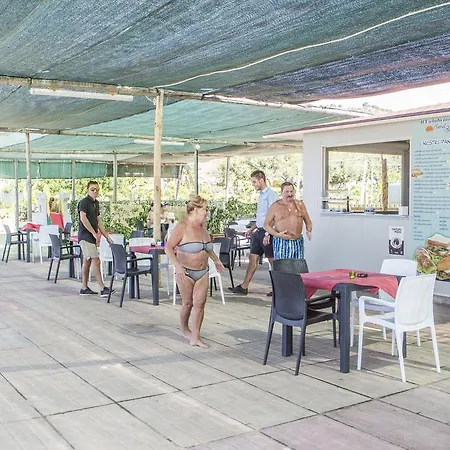 伊尔卡拉布里亚诺住宅酒店 3*